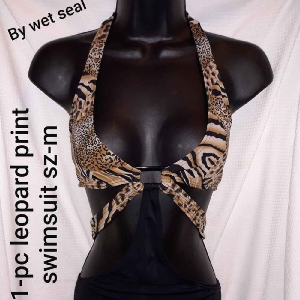 Wet Seal ONE PIECE BATHING SUIT SO SEXY!!